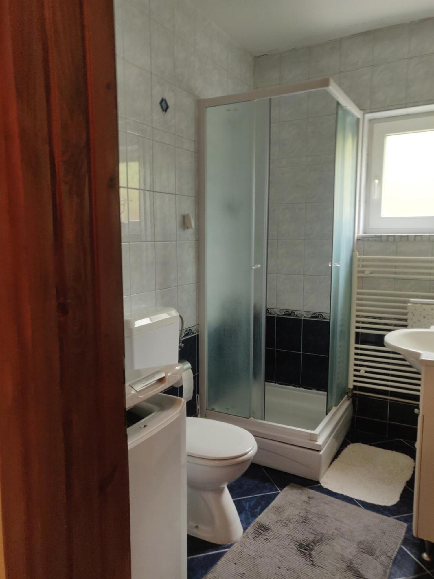 Apartman Malina Karlovac Buitenkant foto