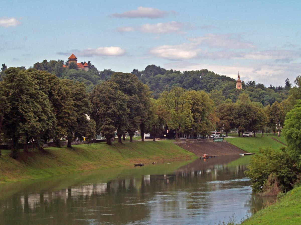 Apartman Malina Karlovac Buitenkant foto