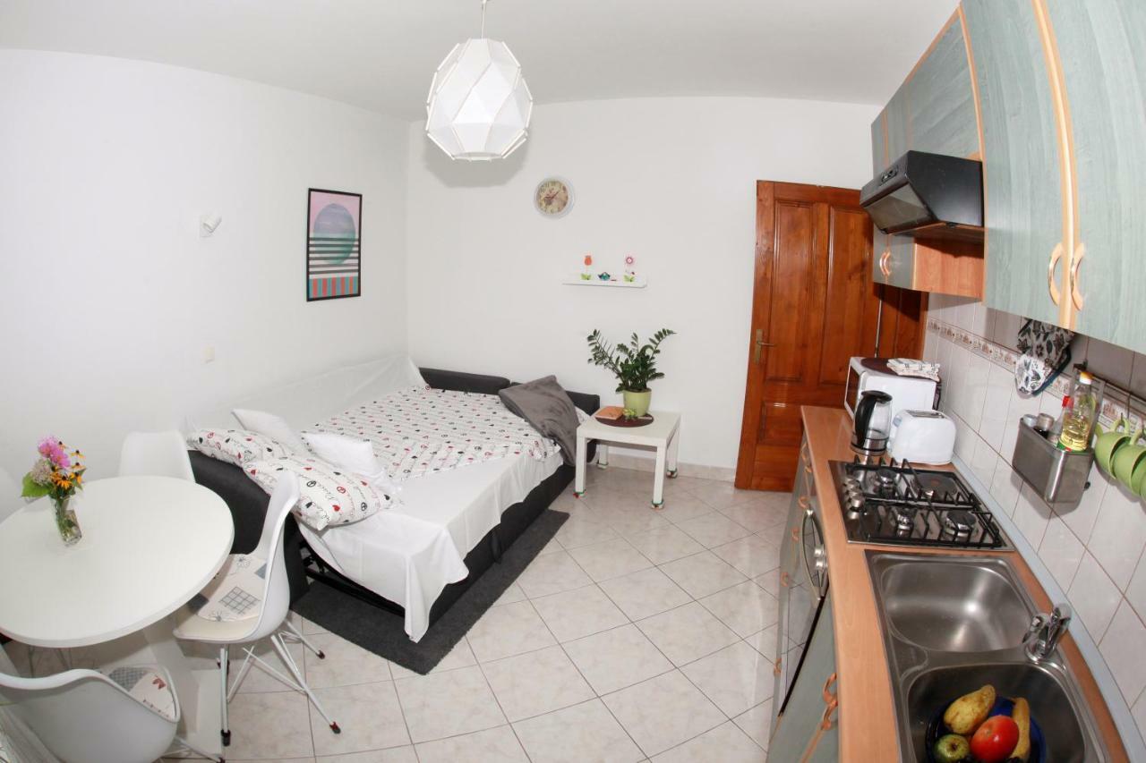Apartman Malina Karlovac Buitenkant foto
